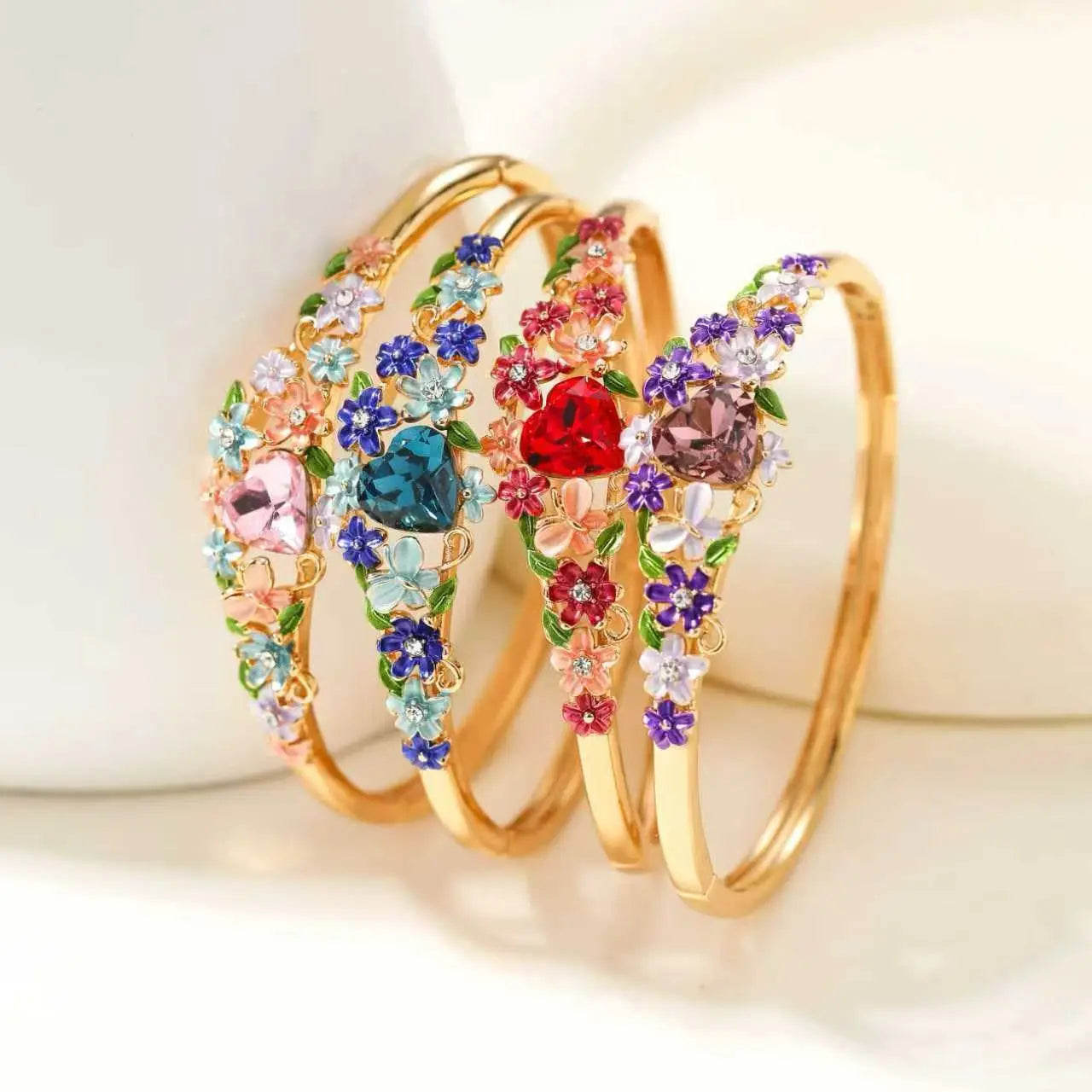 Fashion Trendy Dainty Bold Bangles for Girls Elegant Luxury Glamorous Art Deco Flowers Jewelry for Women Ladies Accessories