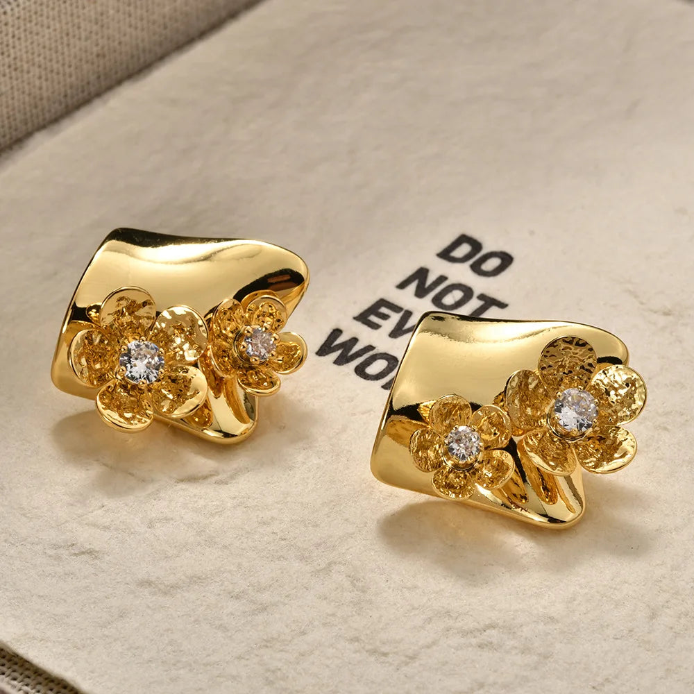 Fashion Elegant Earrings Irregular Geometric Pleated Square Stud Earrings with Zircon Flower Earrings European and American Bulk