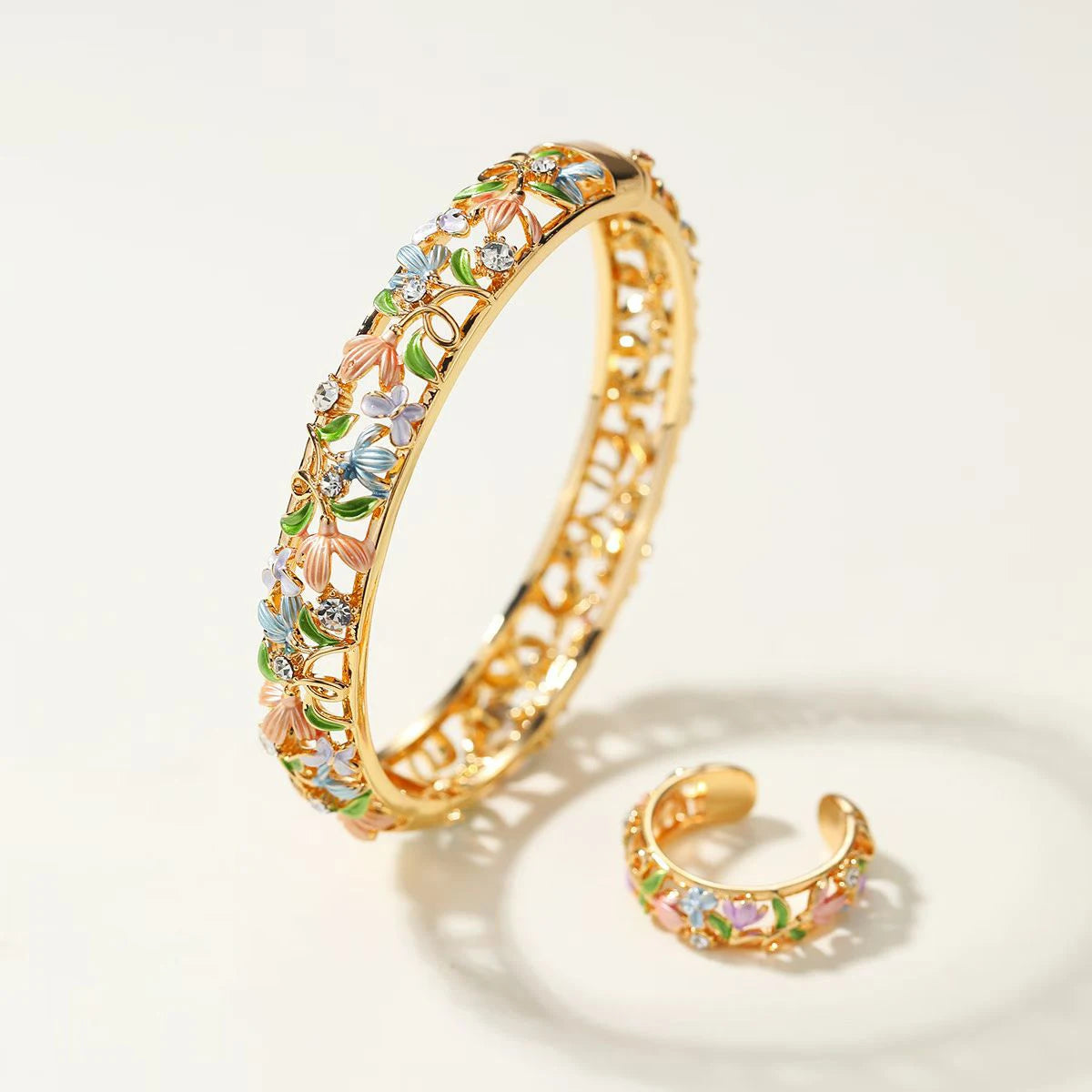 Luxury Dainty Bold Fashion Trendy Bangles Elegant Rings for Girls Graceful Stylish Jewelry Sets for Women Ladies Accessories