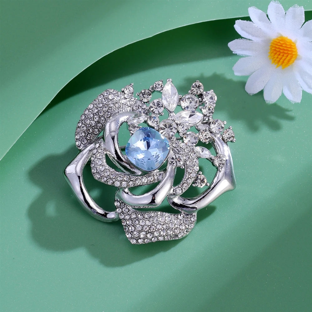 Fashion Elegant French Style Glitter Rhinestone Brooches for Girls Sweet Pins Jewelry for Women Ladies Accessories Wholesale
