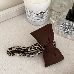 Classic Leopard Print Bowknot Hair Claw Clips for Girls Fashion Chic Elegant Hair Clutches for Women Ladies Hair Accessories