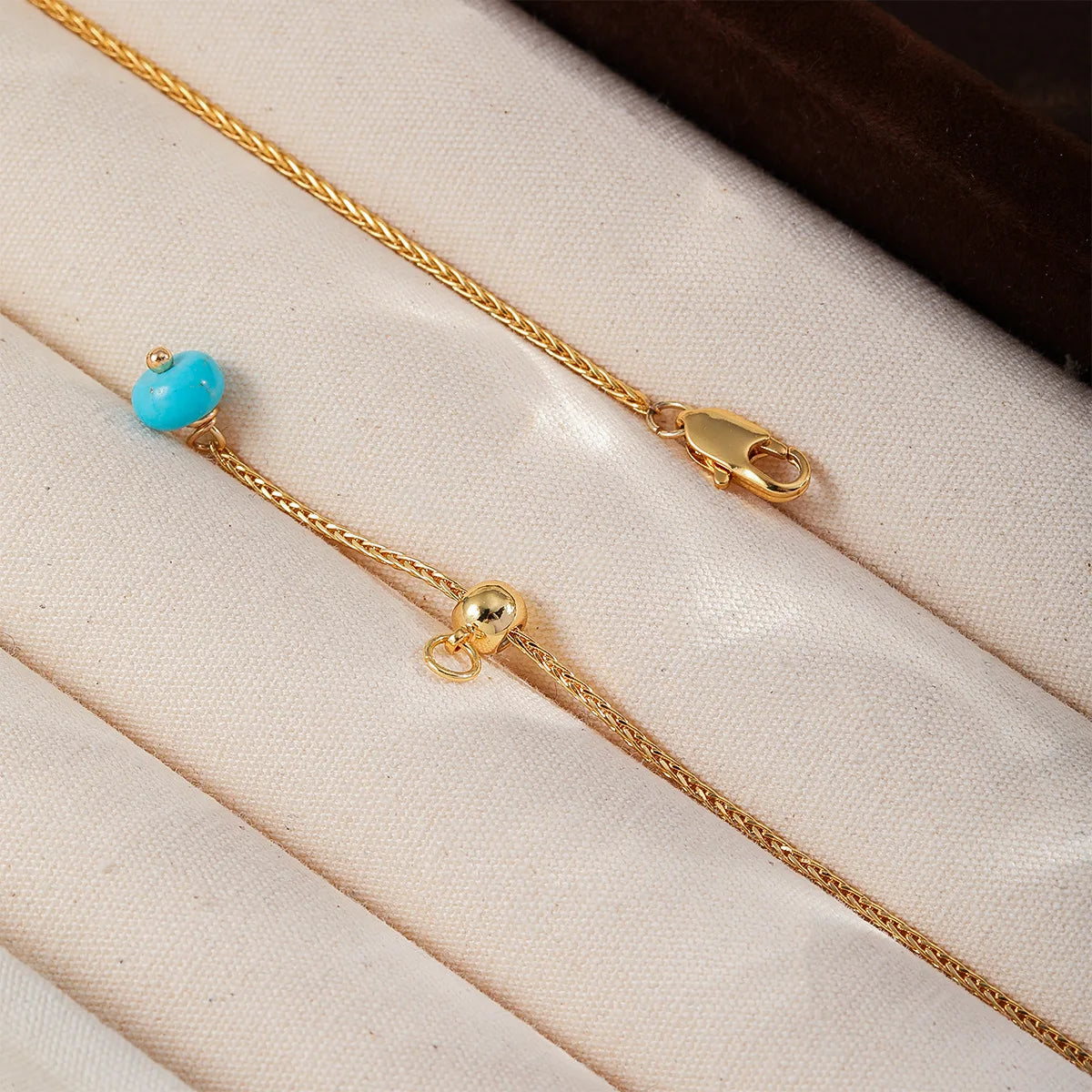 Fashion Ceramic Red Agate Blue Turquoise Copper 18K Gold Plated Pendent Necklaces for Girls Jewelry for Women Ladies Wholesale