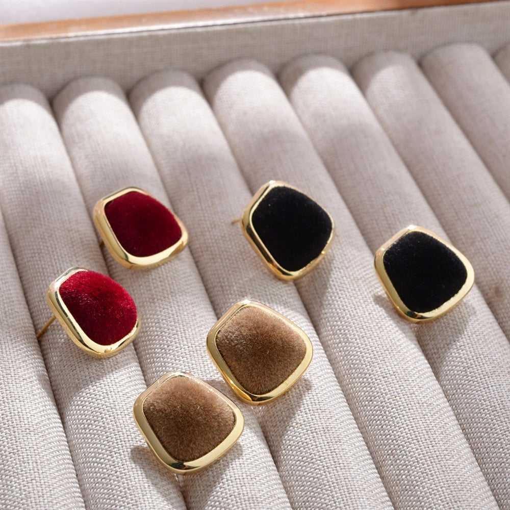 Women's Fashionable Flocking Earrings Studs Irregular Square S925 Silver Needle Retro Elegant High-end Ear Accessories Winter