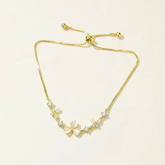 Fashion Flower Butterfly Luxury Sweet Dainty Necklaces for Girls Elegant Charms Jewelry for Women Ladies Accessories Wholesale