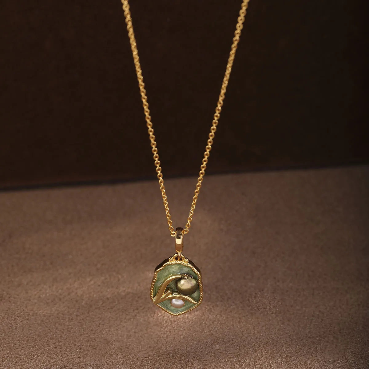 Fashion Freshwater Pearl Copper 18K Gold Plated Necklaces for Girls Vintage Luxury Jewelry for Women Ladies Wholesale Bulk