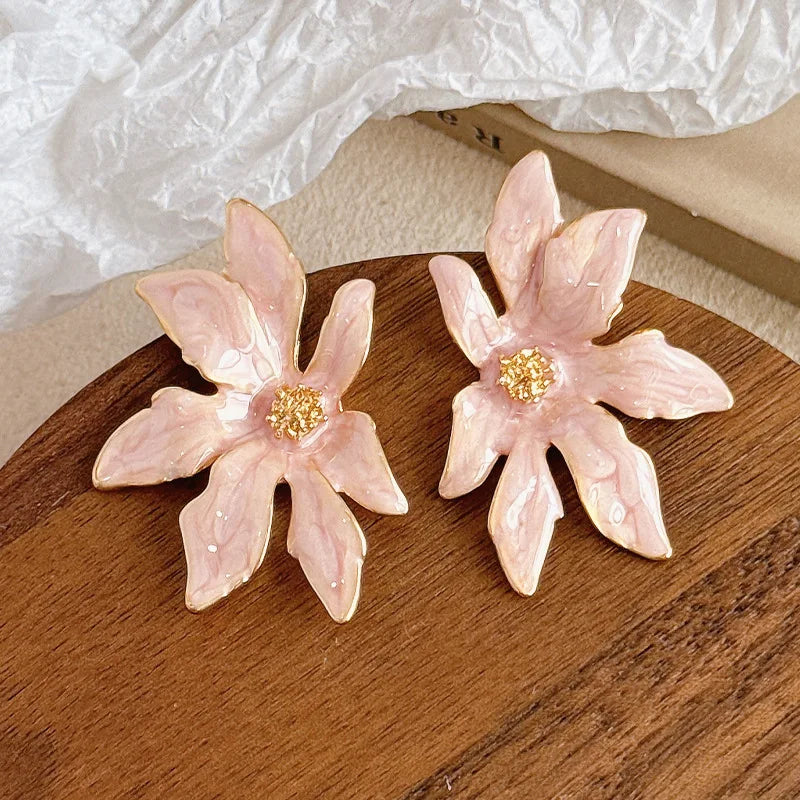 Female Green Yellow Flower Shape S925 Silver Freshwater Pearl 18k Gold-plated Stud Earring Elegant in Stock Jewelry for Women