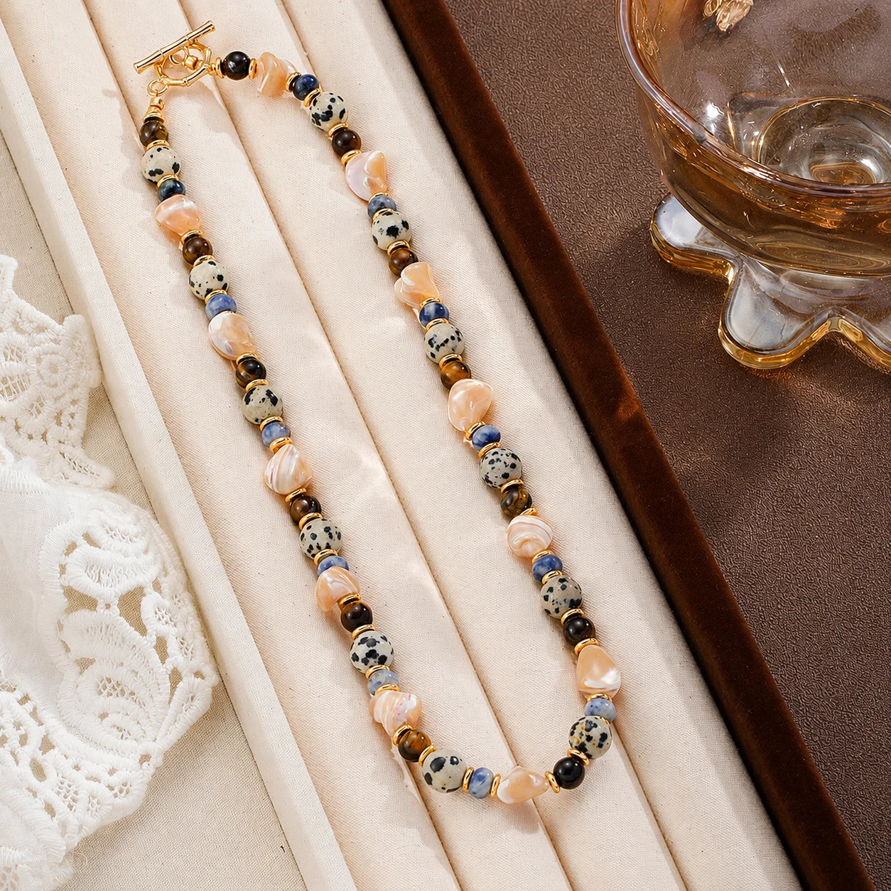 Fashion Shell Tiger Eye Stone Beads Necklaces for Unisex Men Simple Jewelry for Women Ladies Wholesale China Factory Bulk