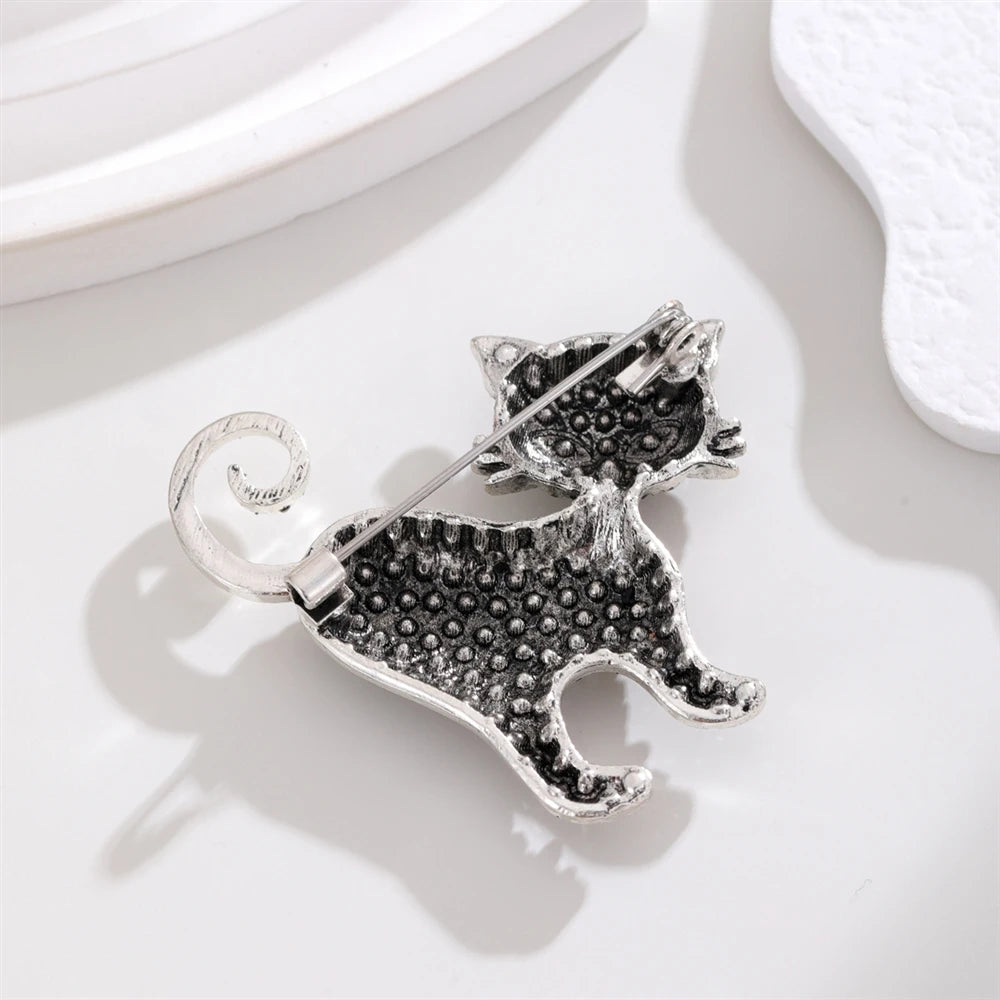 Fashion Cat Glitter Rhinestone Puppy Sweet Brooches for Girls Stylish Animals Pins Jewelry for Women Ladies Accessories Chic