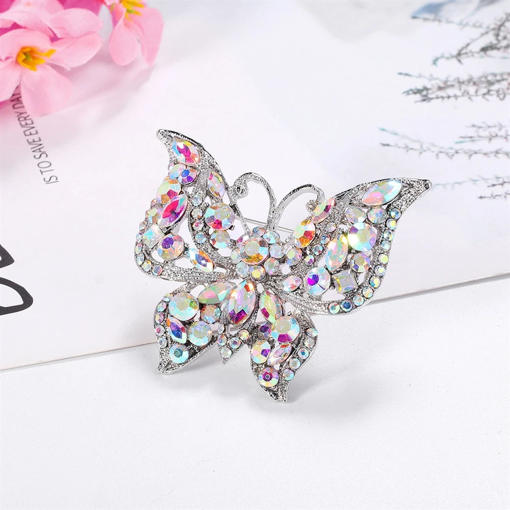 Fashion Bold Glitter Butterfly Sweet Brooches for Girls Trendy Glamorous Animals Pins Jewelry for Women Ladies Accessories