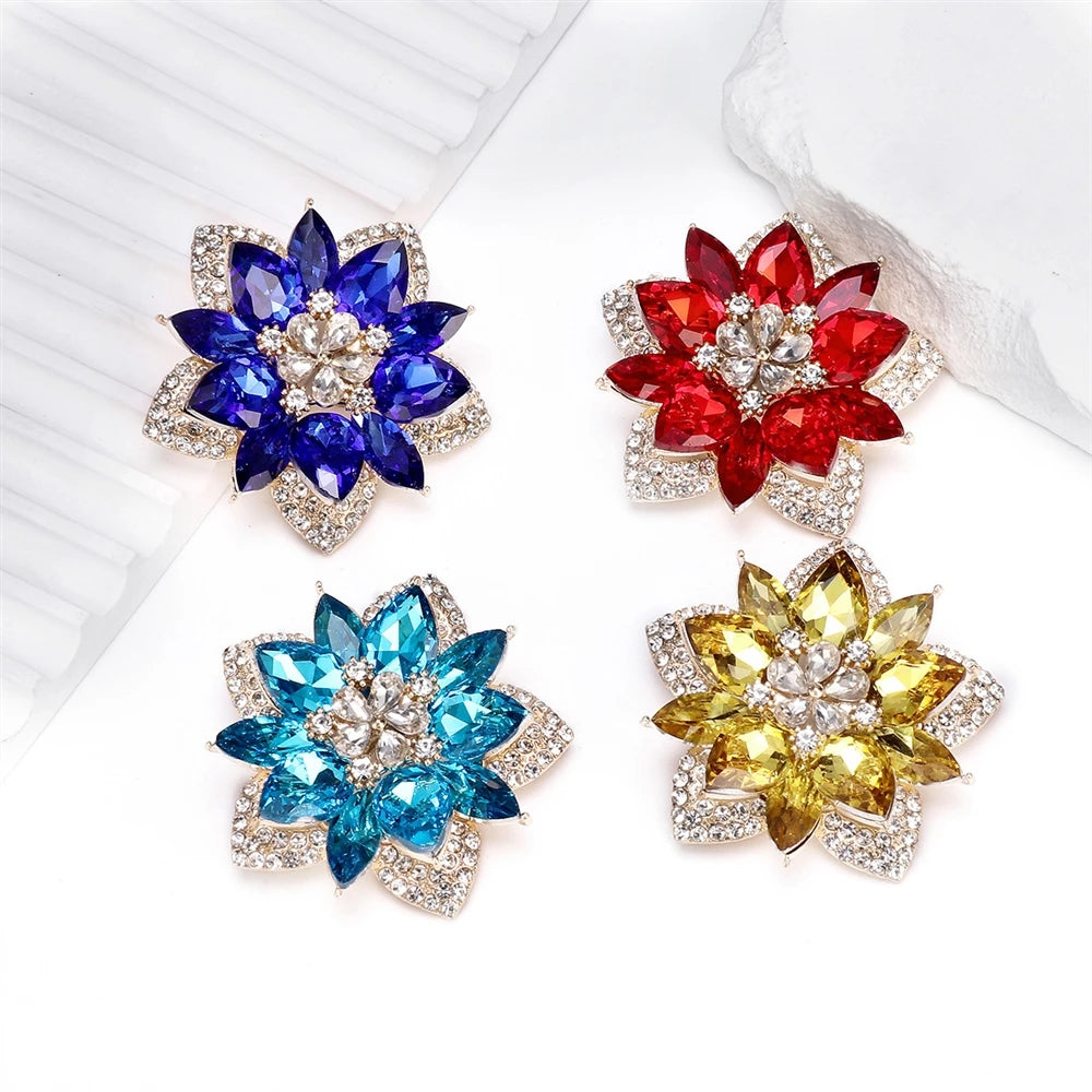 Fashion Flowers Sweet Trendy Stylish Elegant Brooches for Girls Charms Glitter Pins Jewelry for Women Lady Accessories Hot Sale