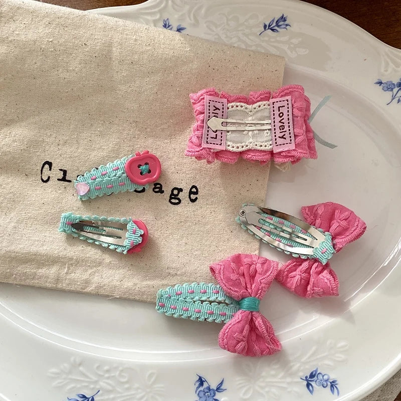 Fashion Cute Bowknot Imitation Pearl Hair Clips for Baby Girls Trendy Stylish Snap Clips for Kids Children Hair Accessories