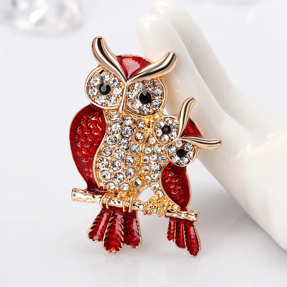 Fashion Rhinestone Glitter Elegant New Design Brooches for Girls Sweet Sparking Pins Jewelry for Women Ladies Accessories