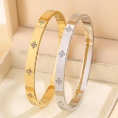 Stainless Steel Bangle Bracelets Simple Four Leaf Clover Design with Crystal Elegant Fashion Jewelry Women Accessories Wholesale