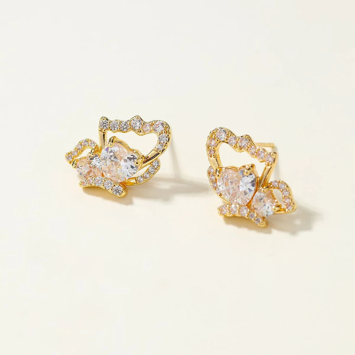 Sweet Trendy Fashion Stylish Rhinestone Heart Shaped Glitter Stud Earrings for Girls Elegant Jewelry for Women Accessories
