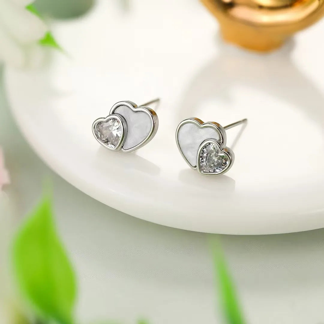 Fashion Pearl Glitter Luxurious Stud Earrings for Girls Heart Shaped Rhinestone Jewellry for Women Ladies Accessories Wholesale