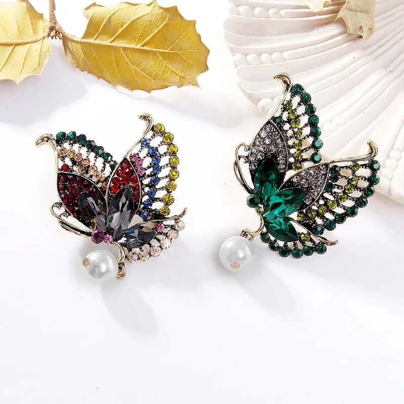 Fashion Butterfly Glitter Rhinestone Sweet Brooches for Girls Trendy Elegant Pins Jewelry for Women Ladies Accessories Wholesale