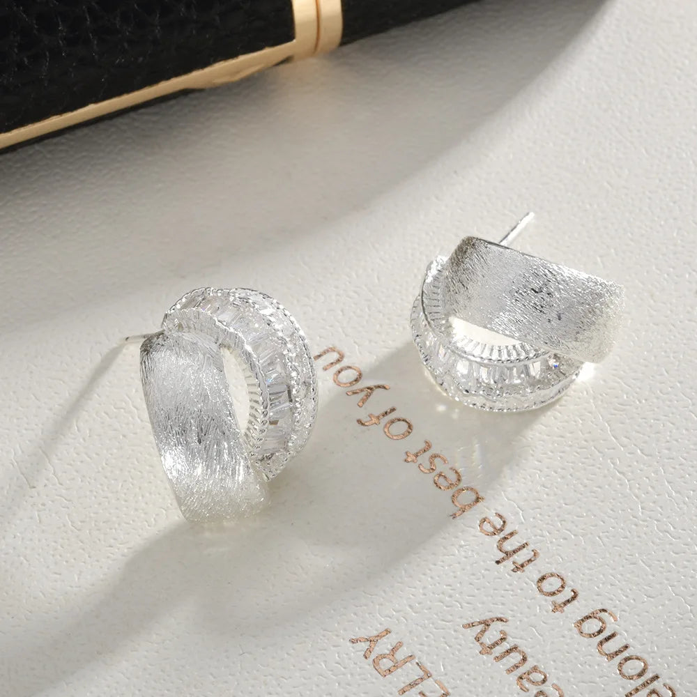 Zirconia Half-circle Interlocking Copper Brushed Ear Studs Fashionable Elegant Versatile Light Luxury Earrings Women Unisex