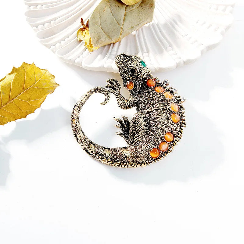 Fashion Glitter Animals Lizard Brooches for Girls Trendy Stylish Punk Spicy Pins Jewelry for Women Ladies Accessories Wholesale
