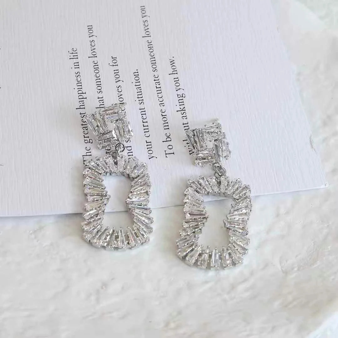Fashion Sweet Heart Shapes Cute Stunning Fresh Drop Earrings for Girls Elegant Large Jewelry for Women Ladies Accessories