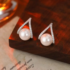 Vintage Sweet Elegant Imitation Pearl Drop Earrings for Girls Graceful Flower Floral Jewellry for Women Ladies Accessories Chic