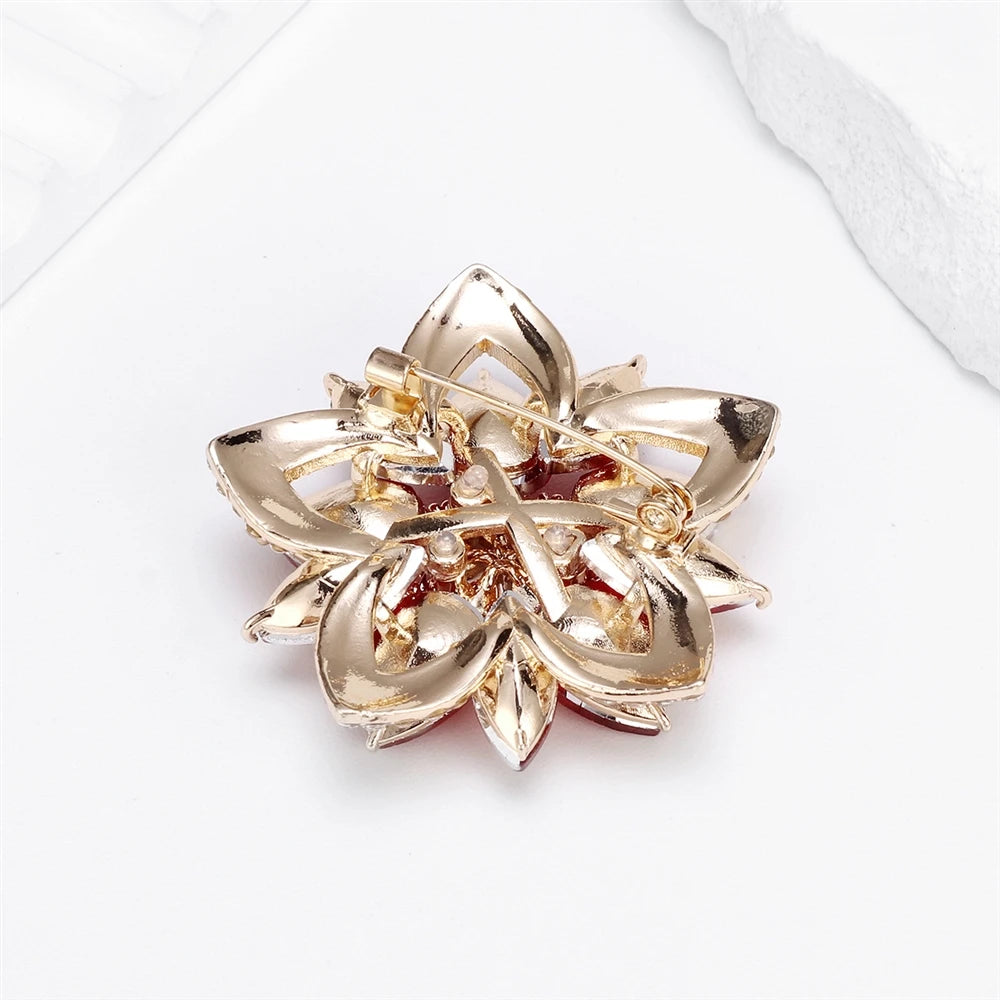 Fashion Flowers Sweet Trendy Stylish Elegant Brooches for Girls Charms Glitter Pins Jewelry for Women Lady Accessories Hot Sale