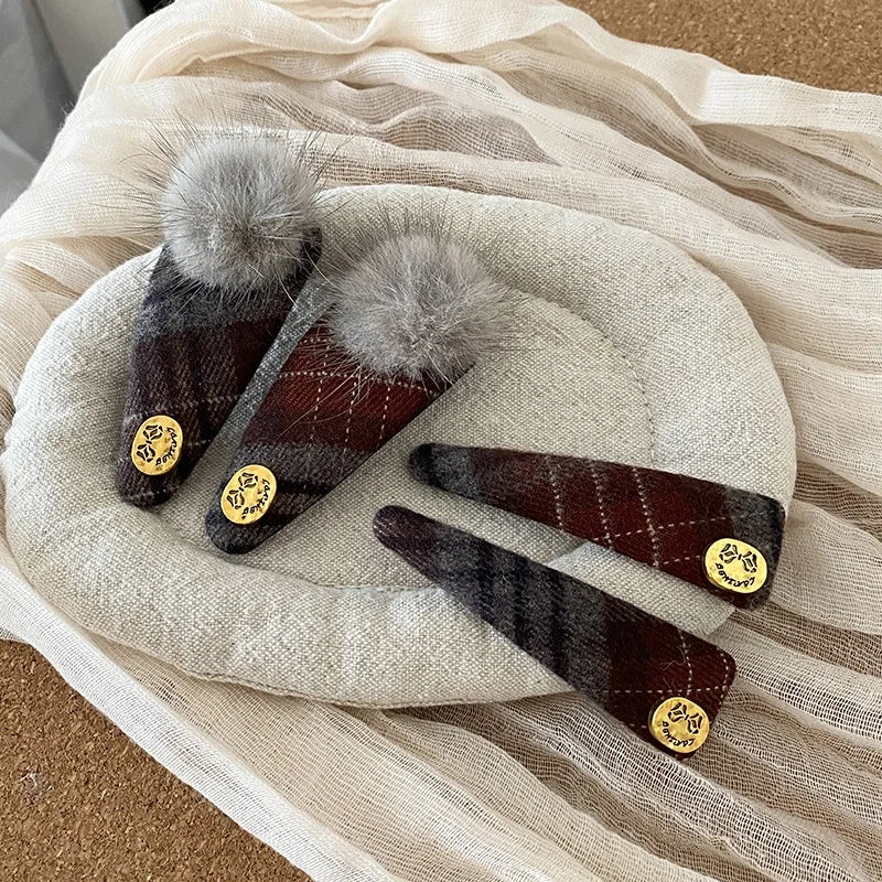 Trendy Winter Autumn Stripe Hair Clips for Girls Plaid Fashion Elegant Snap Clips for Women Ladies Hair Accessories in Stock