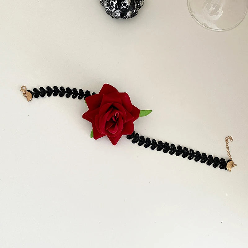 Women 2025 Hot Sale Halloween Party Pumpkin Human Skeleton Fashion Elegant Beauty Customized Collarbone Necklace for Female