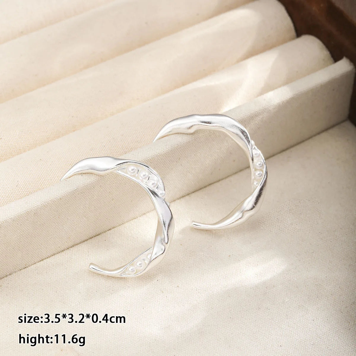Fashion Copper 18K Gold Plated S925 Silver Imitation Pearl Hoop Earrings for Girls Trendy Jewelry for Women Ladies Wholesale