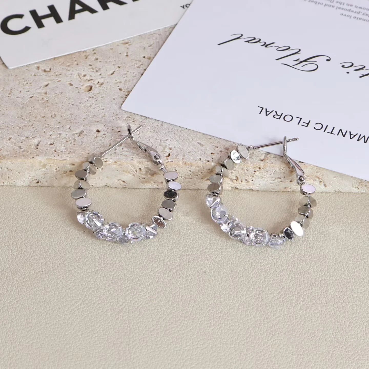 Female Hot Sale Rhinestone Small Hoop Earring Fashion Elegant Chic Luxurious Charms Glitter Bulk Jewelry Accessories for Causal
