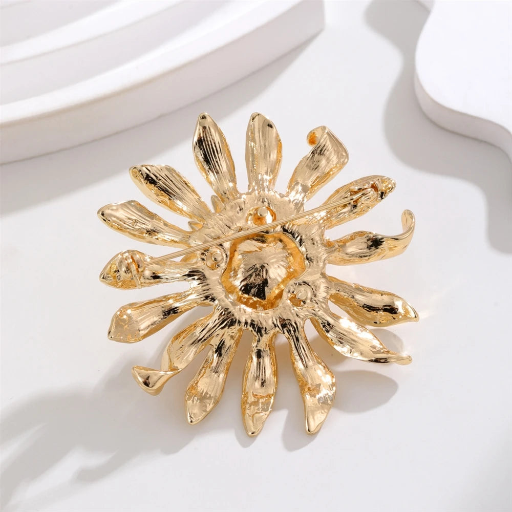 Fashion Glitter Sweet Flowers Floral Sparking Brooches for Girls Imitation Pearl Pins Jewelry for Women Ladies Accessories