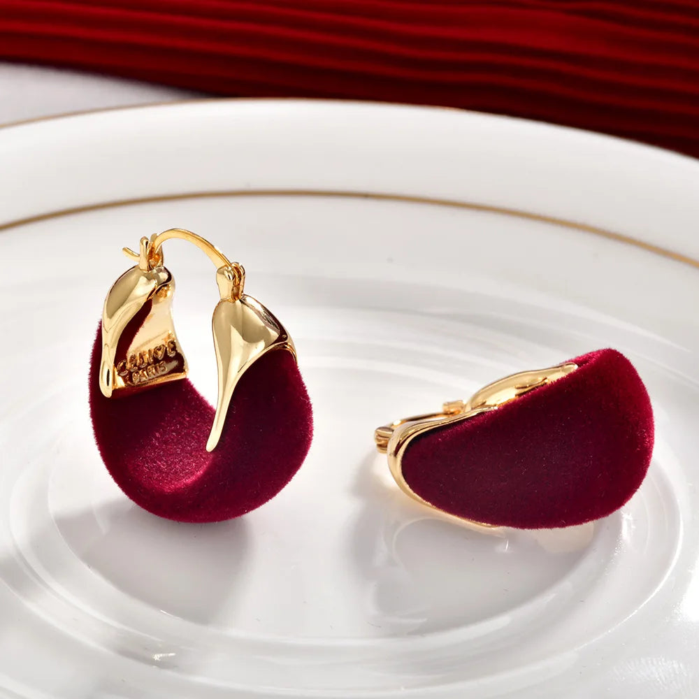 Female Vintage Hoop Earrings Leopard Print Red Ear Earrings Niche Design Unique Fashion High-end Earrings Autumn Winter Jewelry