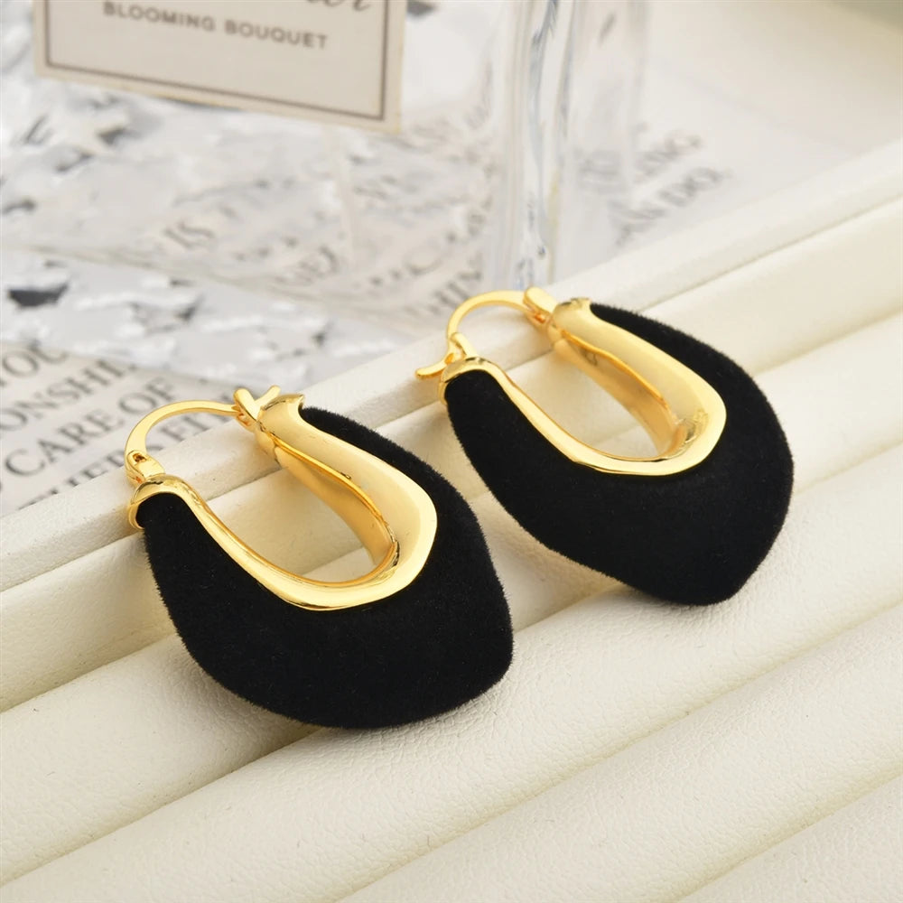 Fashion Flocking Ear Buckles Geometric Solid Colors Ankela Red Earrings Light Luxury High-end Retro Earrings Women Autumn Winter