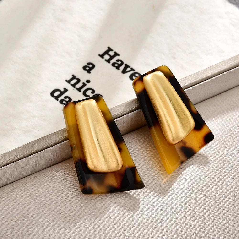 Fashion Contrast Color Earrings Geometric Leopard Print Simple Earrings Stud Elegant Design Personality Korea EarJewelry Women