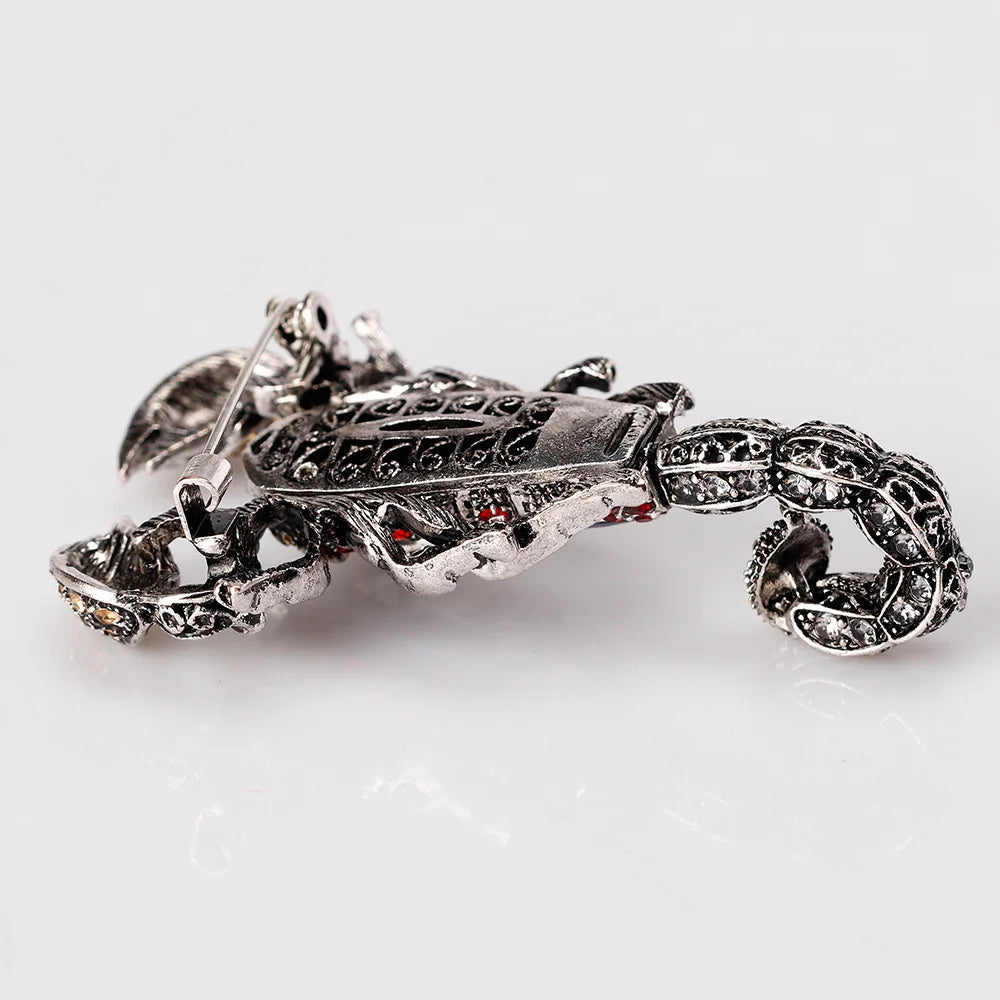 Fashion Animals Glitter Rhinestone Brooches for Girls Elegant New Design Pins Jewelry for Women Ladies Accessories Hot Sale