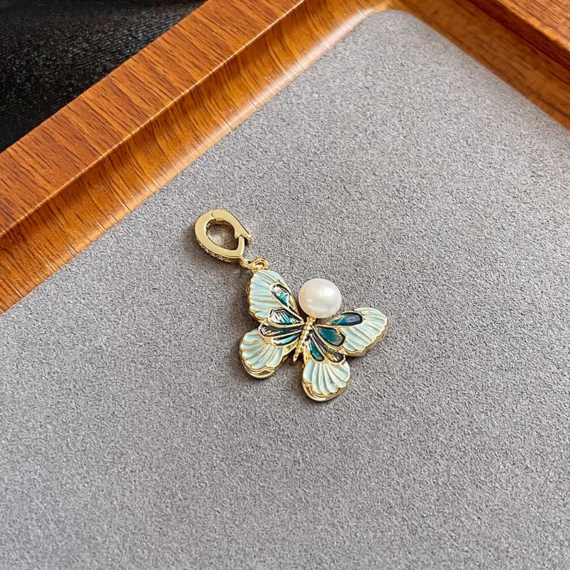Female Butterfly Shape 18k Gold-plated Freshwater Pearl Necklace Pendant Elegant Trendy Dainty Low MOQ in Stock Daily Jewelry