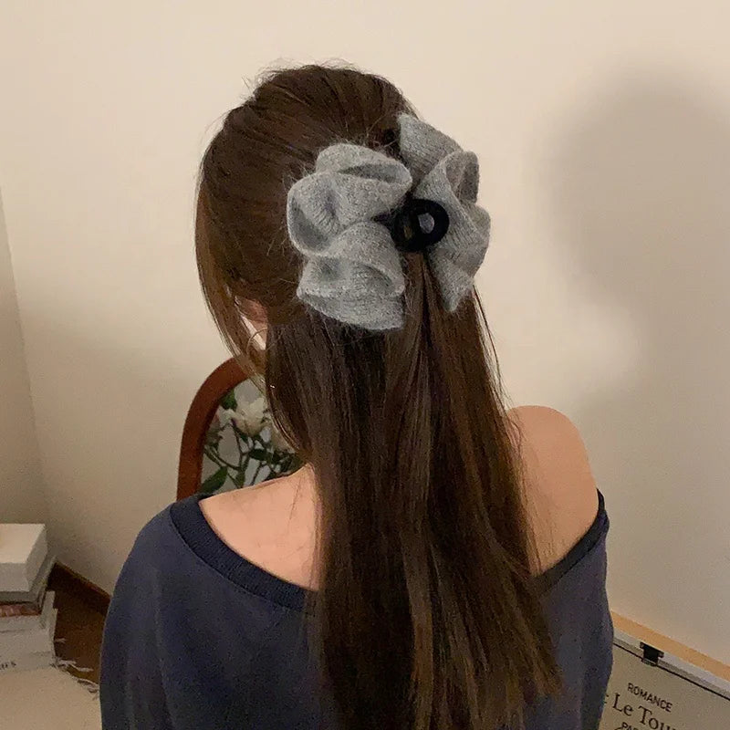 Female Solid Color Simple Large Hair Claw Fashion Chic Elegant Customized Wholesale in Stock Hair Clips Accessories for Women