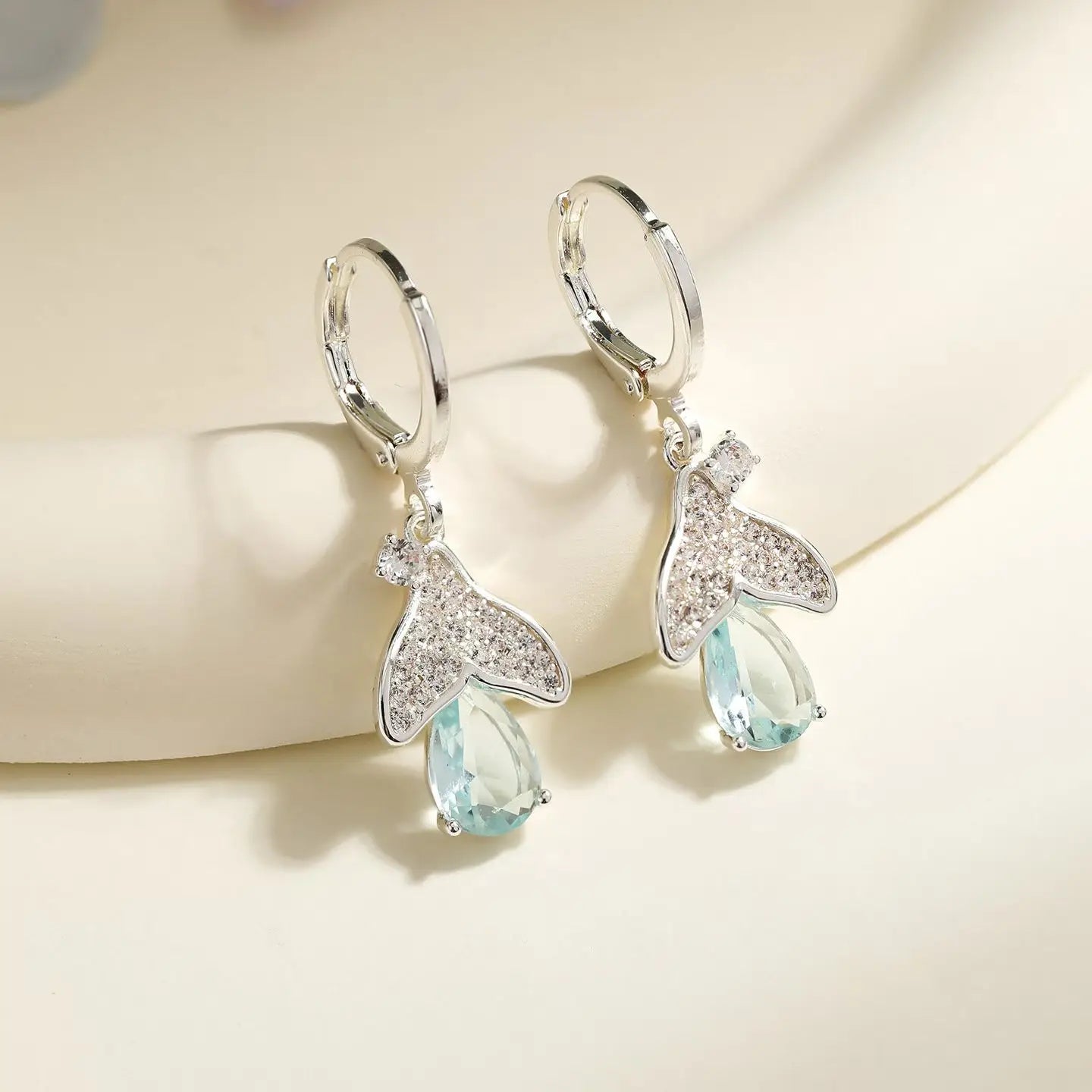 Luxurious Glitter Ocean Star Sparkle Drop Earrings for Girls Rhinestone Butterfly Jewelry for Women Ladies Accessories Princess