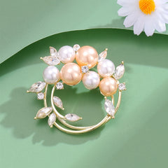 Fashion Simple Elegant Imitation Pearl Brooches for Girls Stylish Trendy Pins Jewelry for Women Ladies Accessories Wholesale