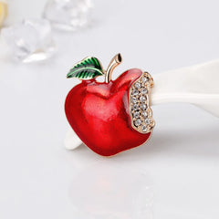 Fashion Sweet Apple Fruits Glitter Brooches for Girls Trendy Stylish Glamorous Charms Jewelry Pins for Women Ladies Accessories
