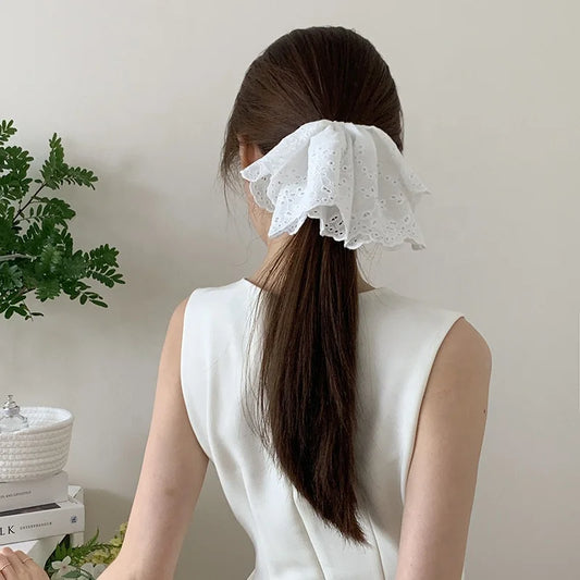 Solid Color White Bowknot Minimalistic Hair Claw Clips for Women Elegant Daily Use Hairpins Accessories