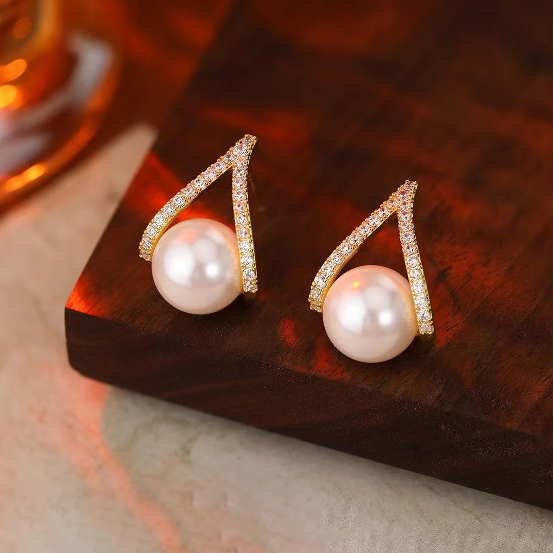 Vintage Sweet Elegant Imitation Pearl Drop Earrings for Girls Graceful Flower Floral Jewellry for Women Ladies Accessories Chic