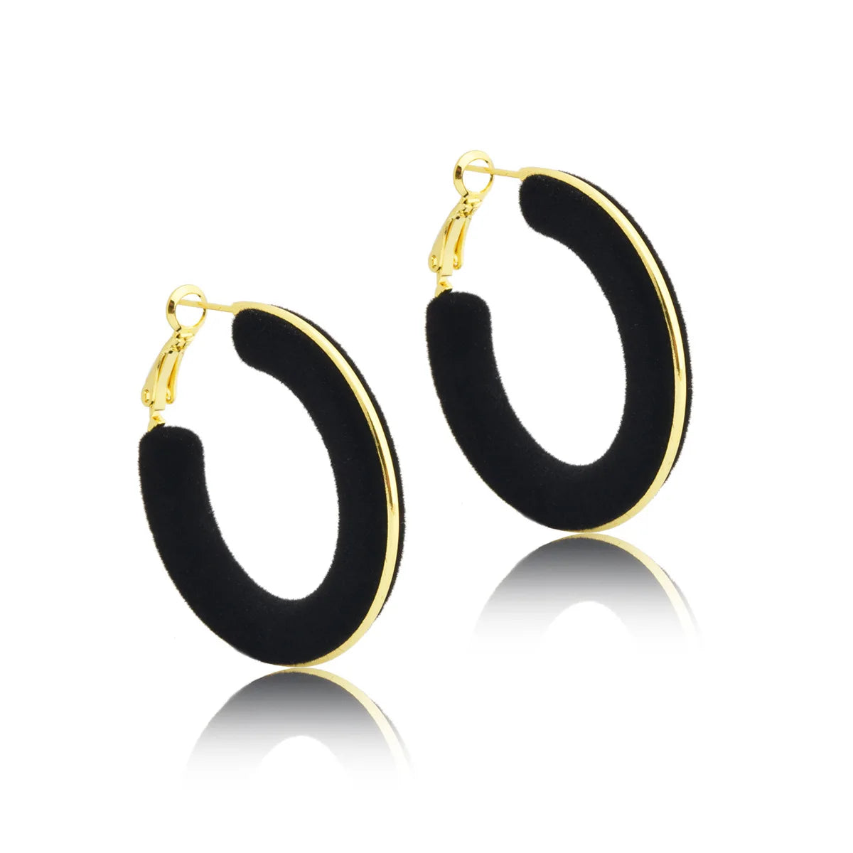 Ankela Red Flucked Velvet Earrings Large Hoop Light Luxury High-end Ear Buckles Retro Ear Jewelry for Women Autumn and Winter