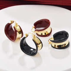 Female Trendy Geometric Earrings Maillard Color Oil Dropping Wide Face Hepburn Style Elegant Retro Chic Fashion Earrings Bulk