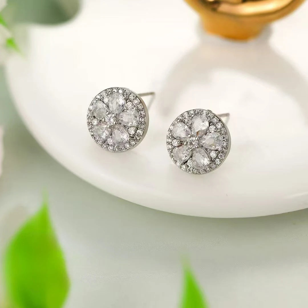 Female Hot Sale Butterfly Square Circle Shape Small Stud Earring Fashion Glitter Trendy Bulk Order Jewelry Accessories for Daily