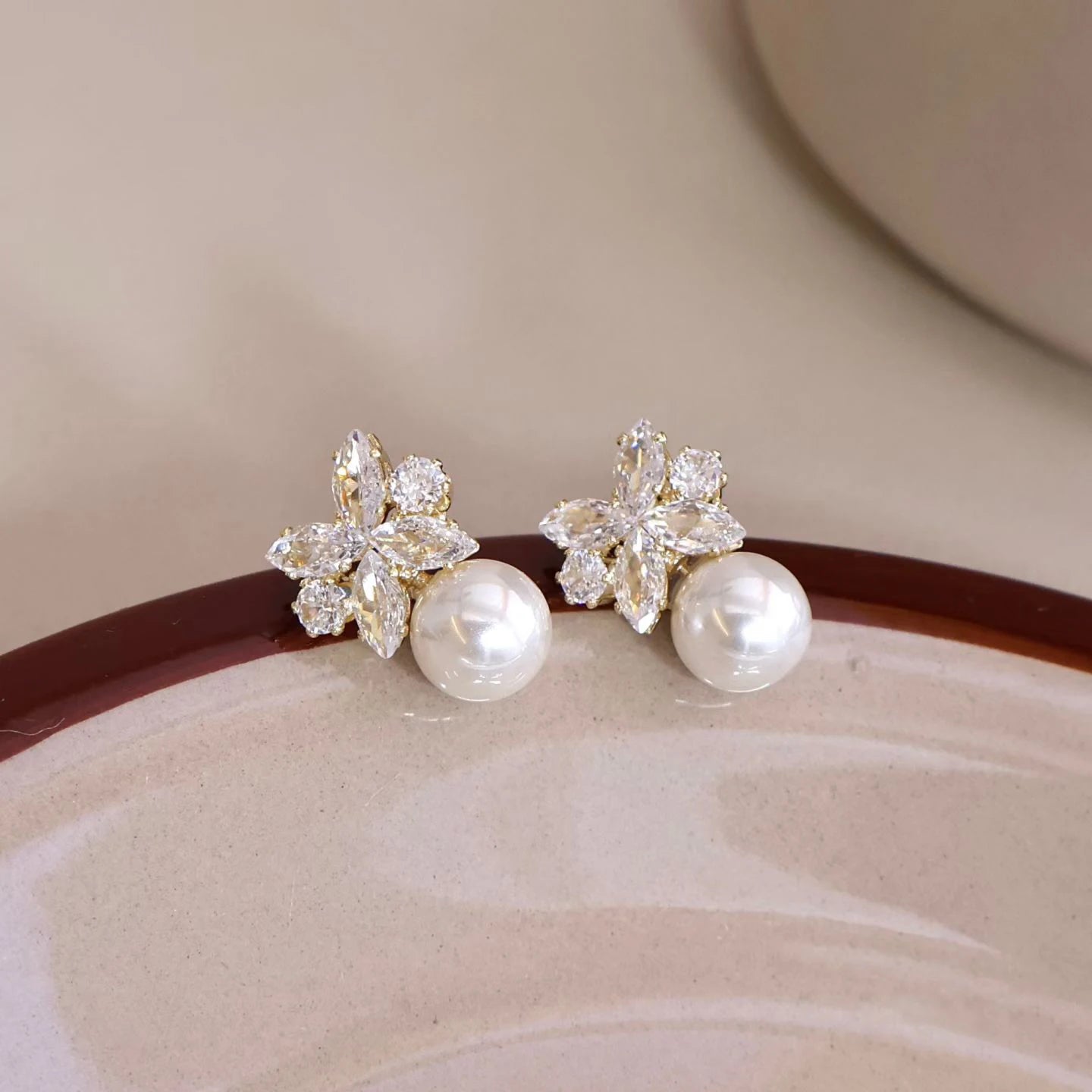 Female Square New Design Rhinestone Imitation Pearl Small Medium Drop Earring Luxurious Dainty Wholesale Daily Jewelry Accessory