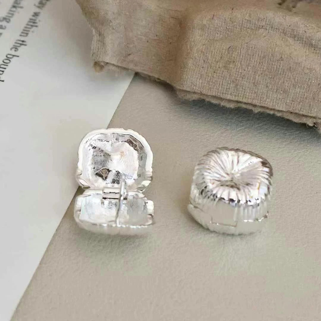 Simple Fashion Chic Minimalistic Stud Earrings for Girls Clip on Elegant Dainty Jewelry for Women Ladies Accessories Wholesale