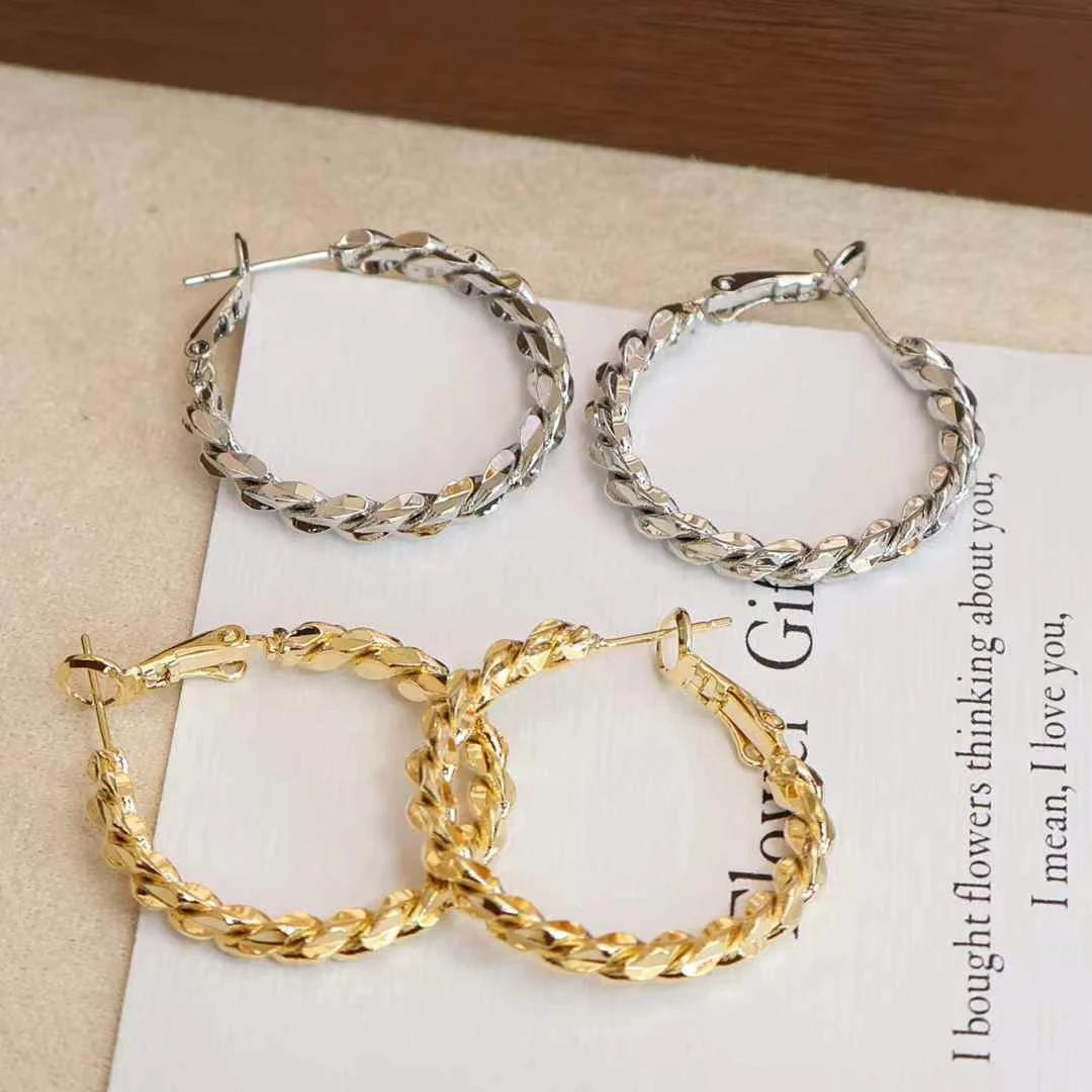 Ladies New Design High Quality Medium Hoop Earring Fashion Sparking Luxurious Charms Bulk Jewelry Accessories for Women Daily