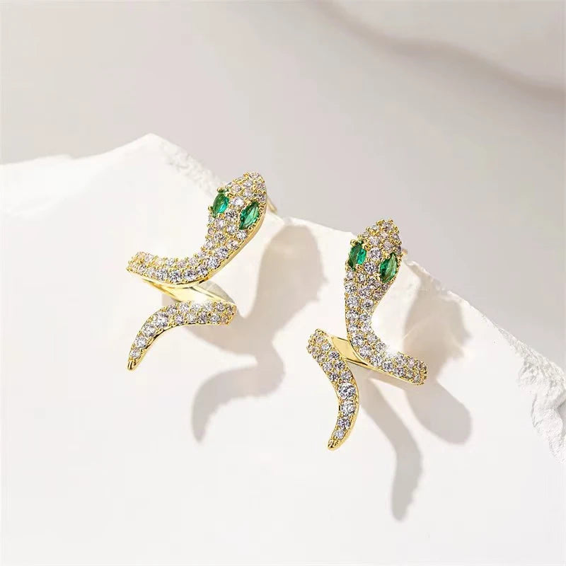 Women Snake Gourd Cherry Shape New Design Small Mini Stud Earring Cute Lovely Fashion Wholesale Jewelry Accessories for Street