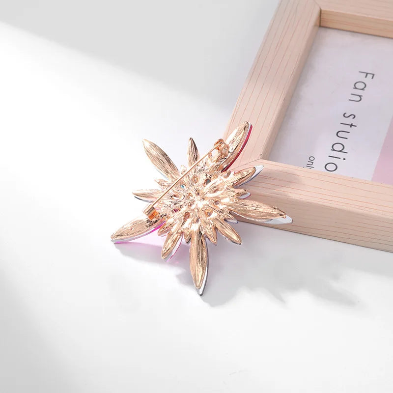 Fashion Rhinestone Star Glitter Sparkle Brooches for Girls Trendy Luxury Glamorous Pins Jewelry for Women Ladies Accessories