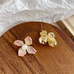Fashion S925 Silver Freshwater Pearl Flower Stud Earrings for Girls Elegant Copper 18K Gold Plated Jewelry for Women Ladies